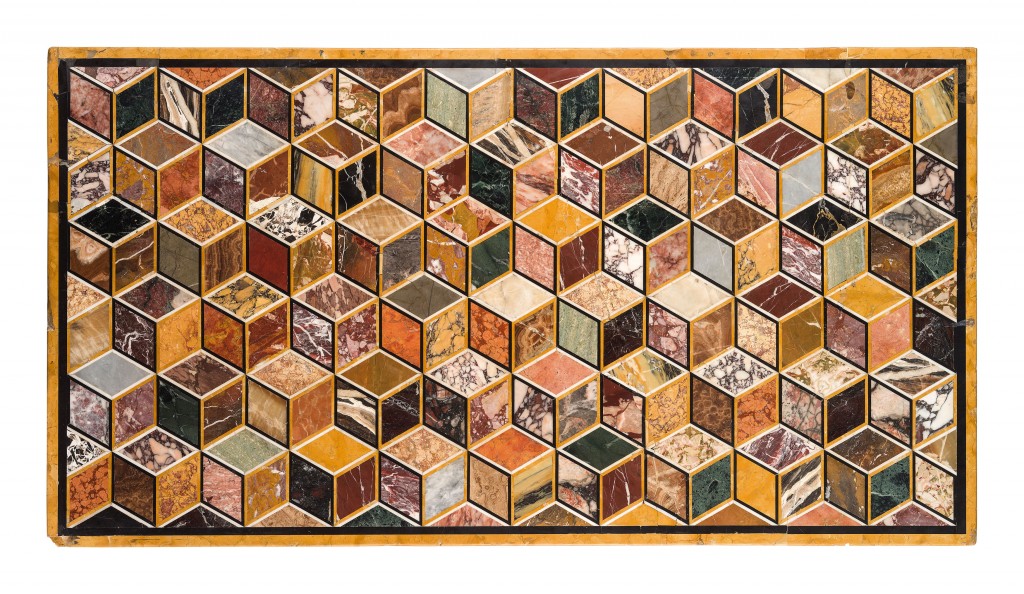 A table top with a three-dimensional pattern estimated at 10,000-15,000 reached 27,280.