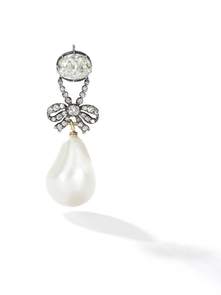 Världsrekord för en pärla såld på auktion! Onsdag 14 November 2018 såldes en pärla som tillhört Drottning Marie Antoinette för 36 miljoner CHF (inkl provision). Foto: Sotheby's.
