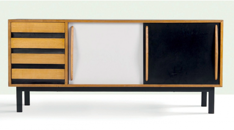 Charlotte Perriand, sideboard år 1958. Foto: Aguttes.