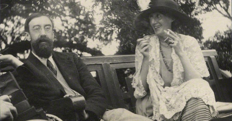 Lytton Strachey och Virginia Woolf i juni 1923. Bild: chronicadomus.blogspot.com